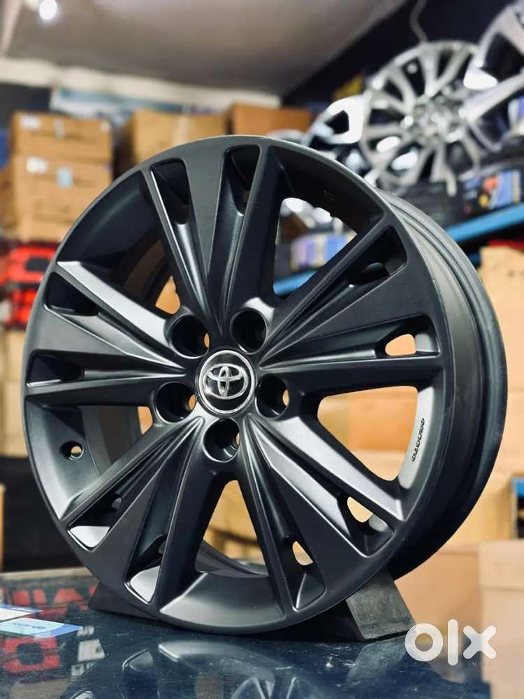 17inch Toyota Innova Crysta Hycross Hyryder Matt Black oem Alloys
