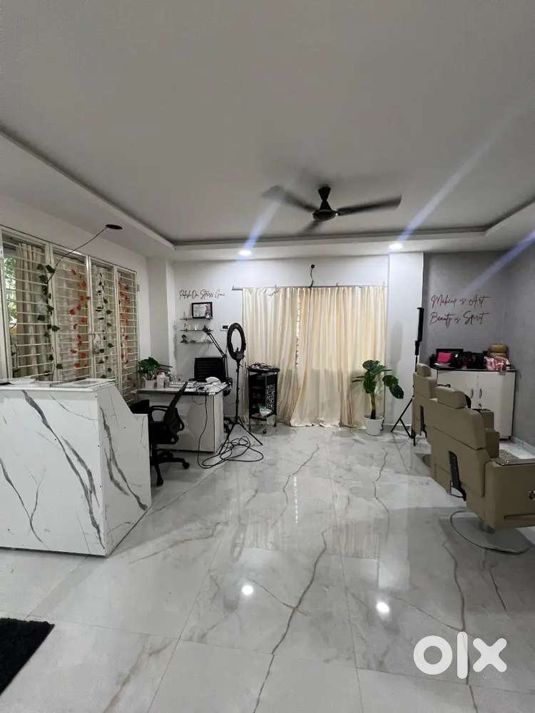 Ground floor Shop available for Rent