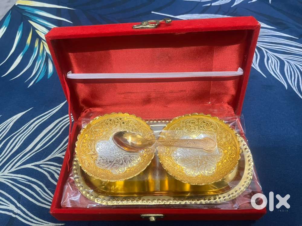 two piece antique style snack serving set