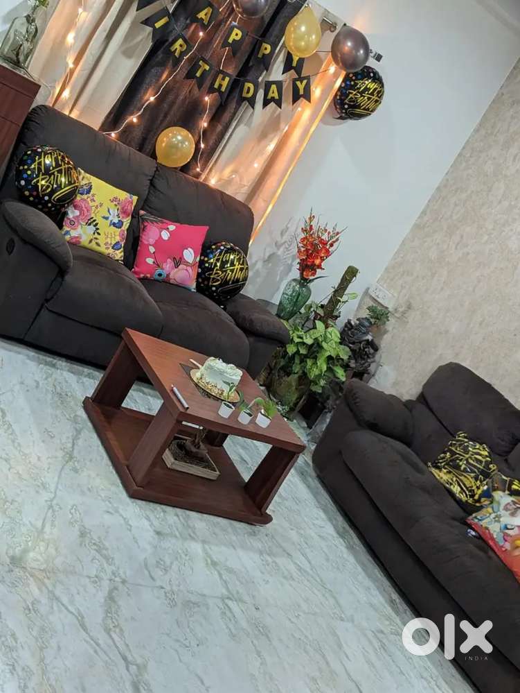Fully furnished and spacious 2 BHK flat for rent