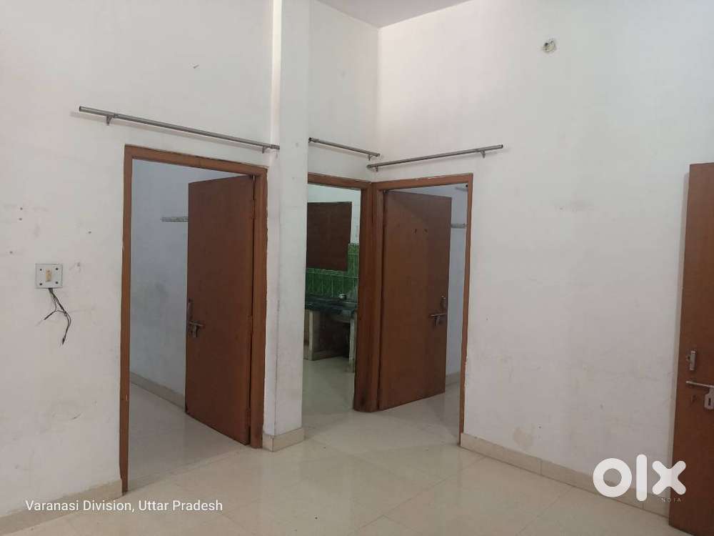 2BHK Room near by BHU SEER GOVERDHANPUR