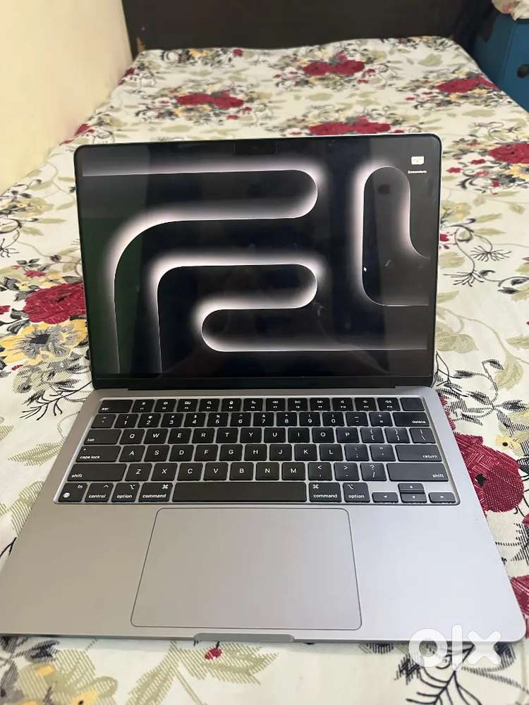 Macbook M2