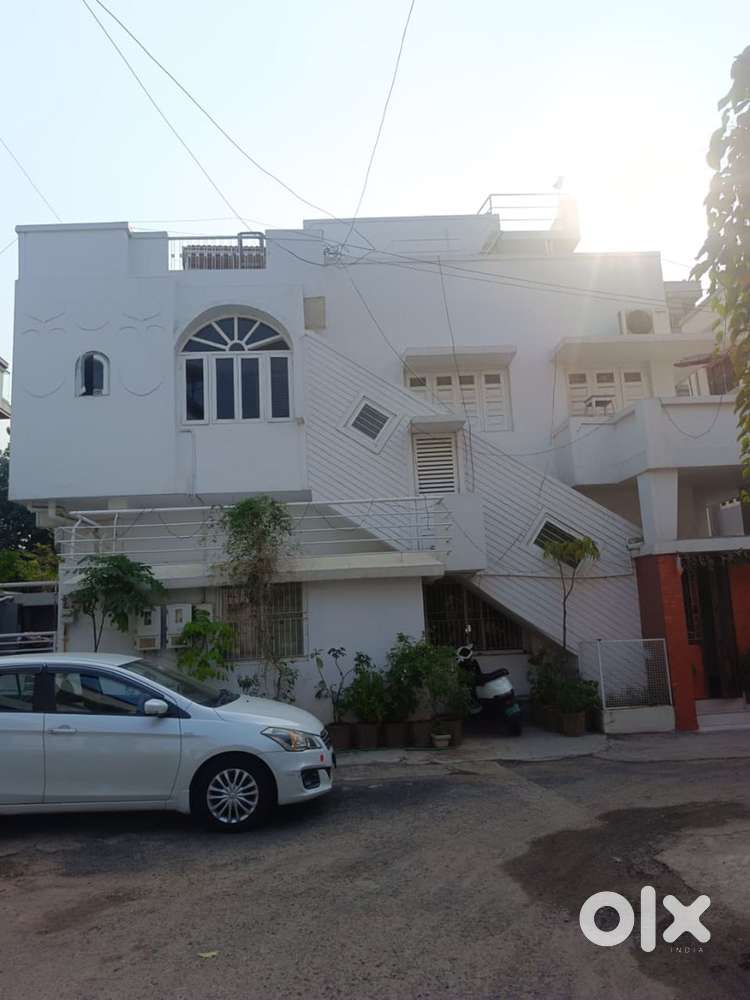 Prime location for ,Girls & Boys at Naranpura & Ghatlodia  & girls