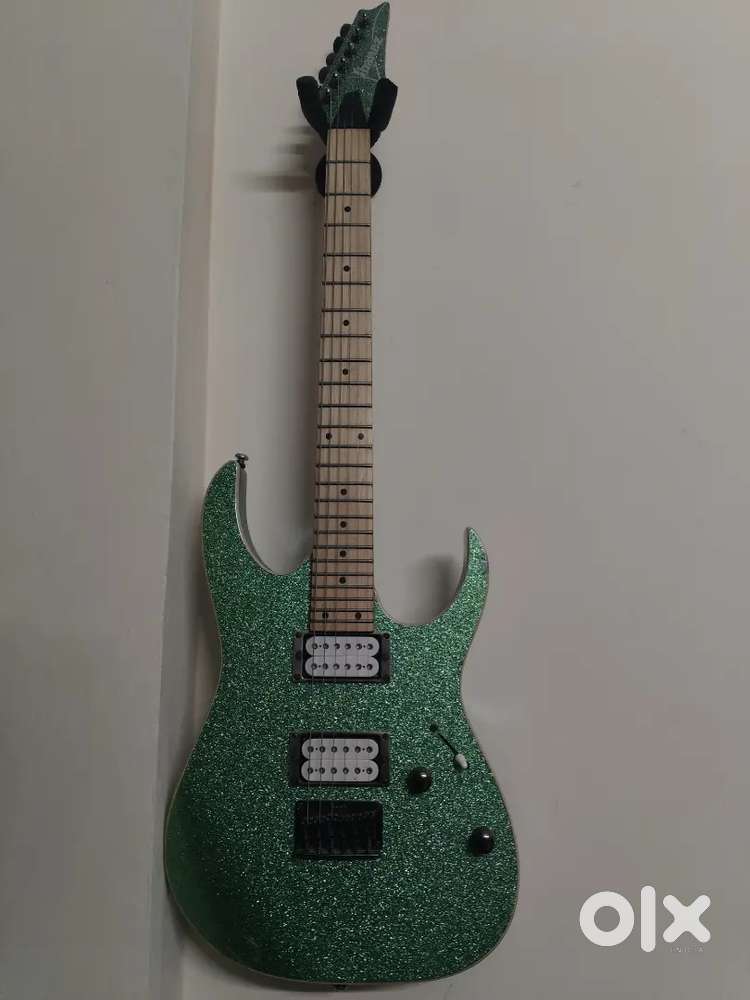 Electric guitar