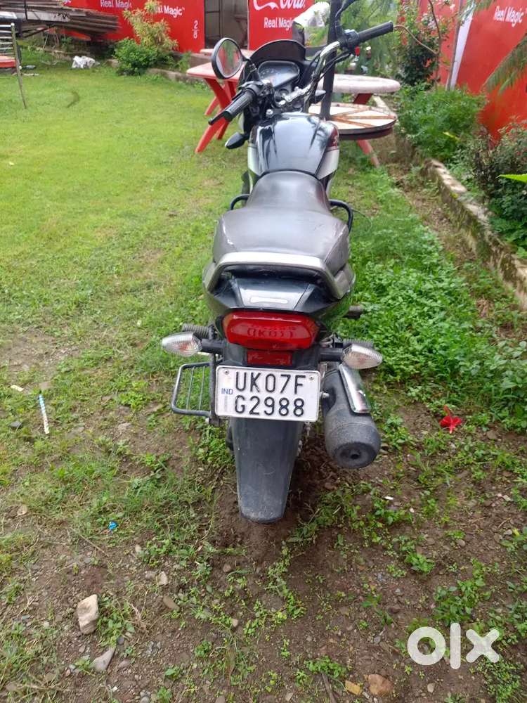 Arjant bechni hai dusri leni hai