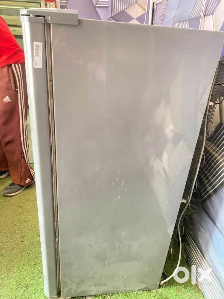 Whirlpool fridge sale,4 month warranty abalbale