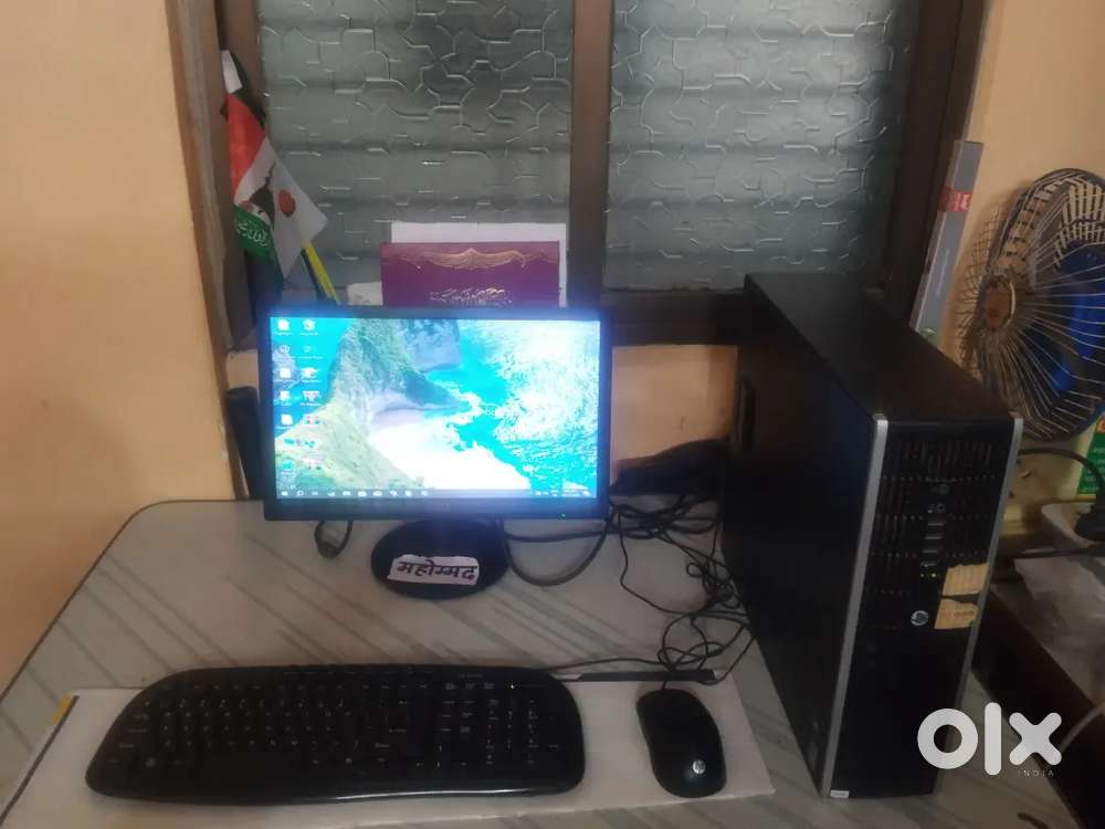 Hp Compack 4GB ram 500 hard disc with monitor keyboard mouse
