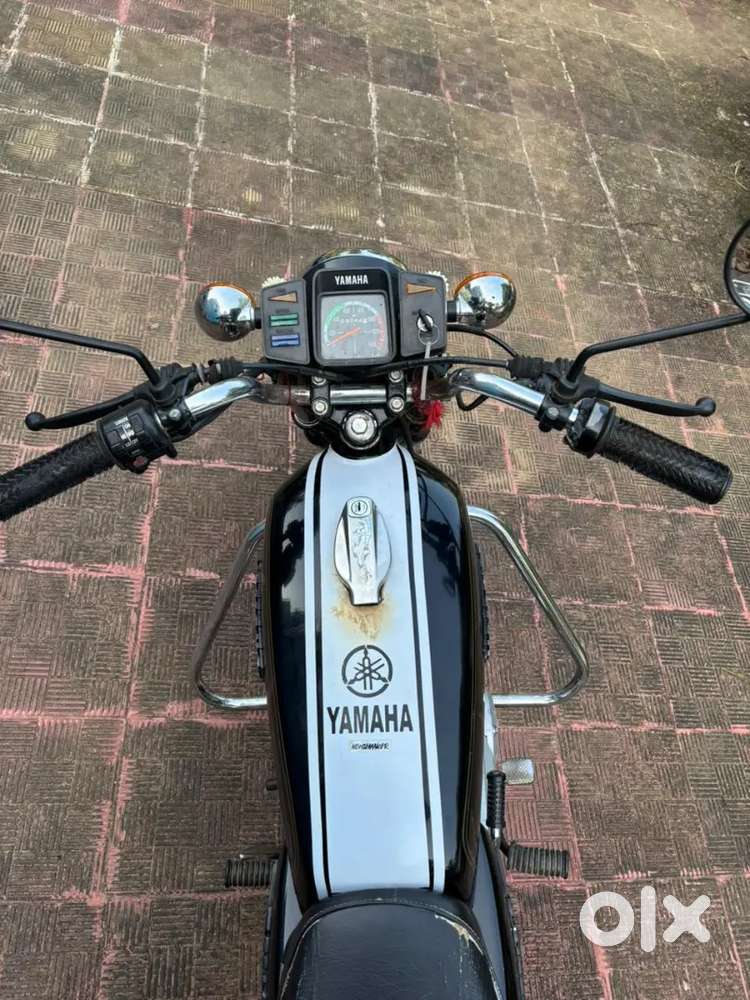 Yamaha RX 100