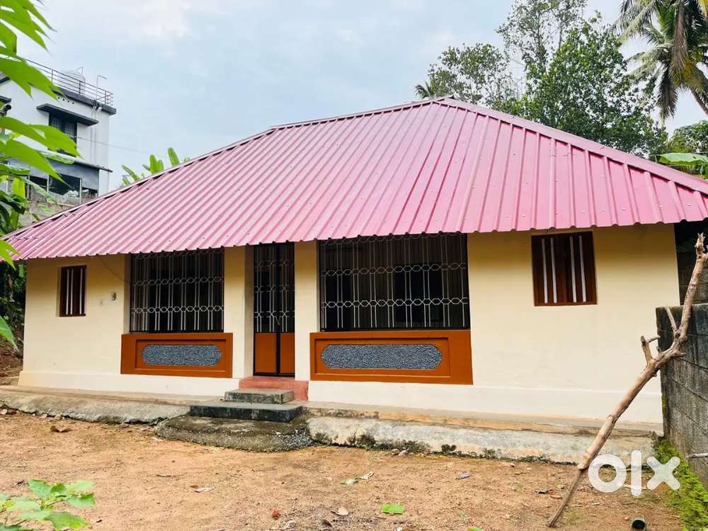 Independent sheet house at Balaramapuram