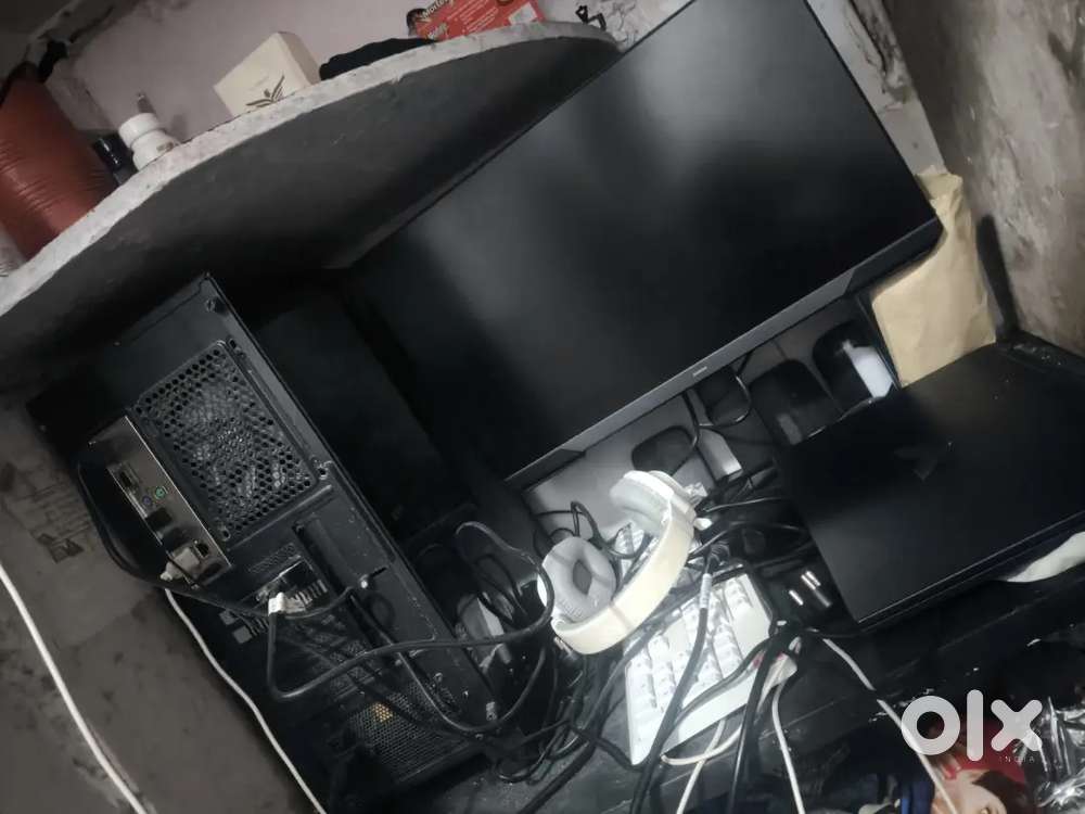 Ryzen 5 8500g and RTX 3050 with 16gb ram and 512gb ssd