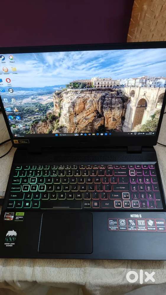 Acer Nitro V AMD (Gaming Laptop)