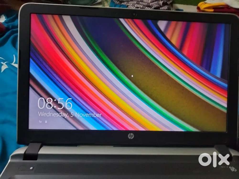 Selling hp laptop