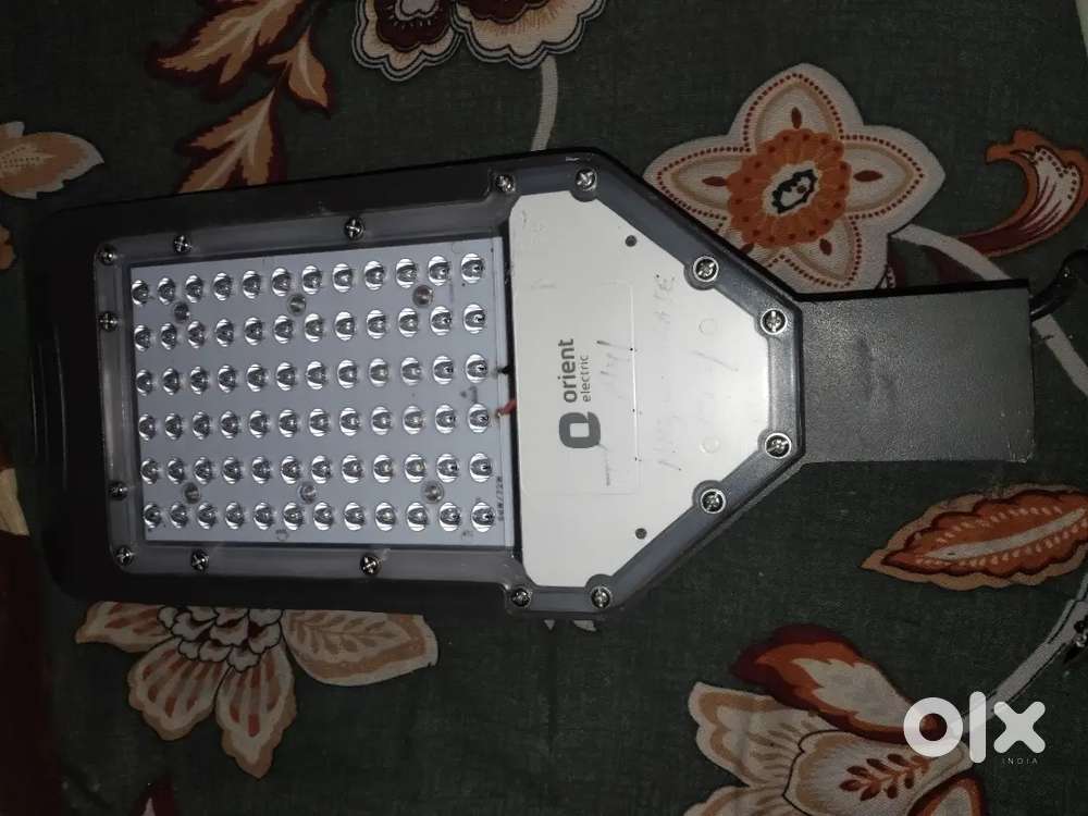 Orient street light 60 watt