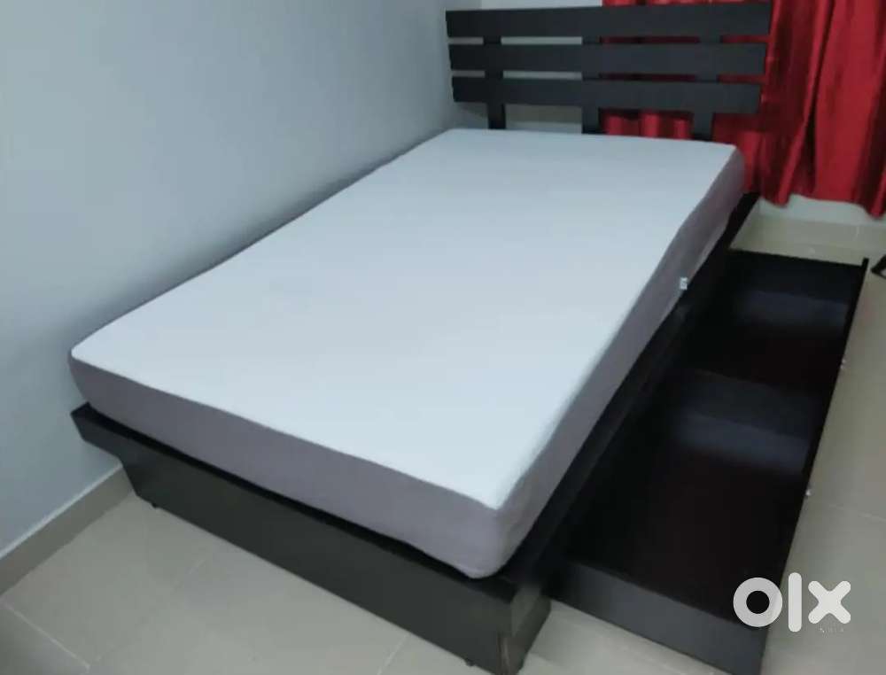 Wooden storage cot available factory direct