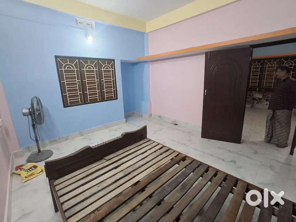 Room with 1bedroom,1kitchen and 1bathroom available for rent.