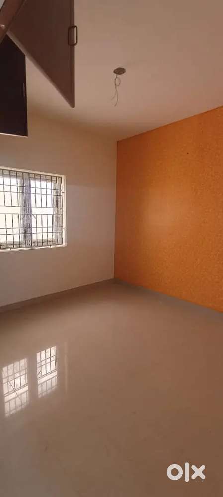 MEDAVAKKAM 2 BHJ FLAT FOR SALE