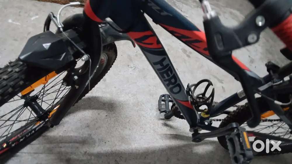 Good condition unisex cycle 8 yrs to 16 yrs