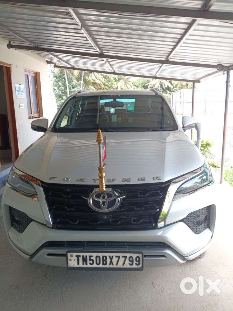 Toyota Fortuner 2023 Diesel 105000 Km Driven