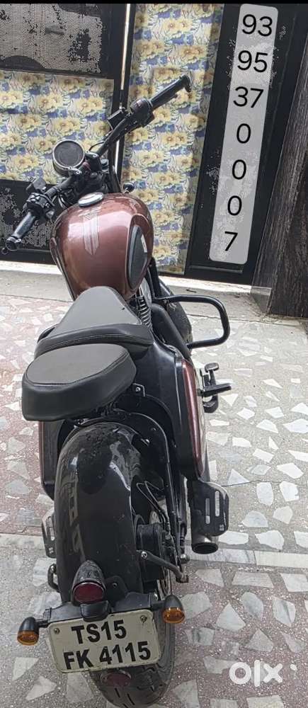 Jawa 42 Bobber copper Color, Bike is very less driven only 15000 kms.