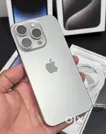 iphone 15 pro Refurbished 4 month old Bill Box and Warranty available