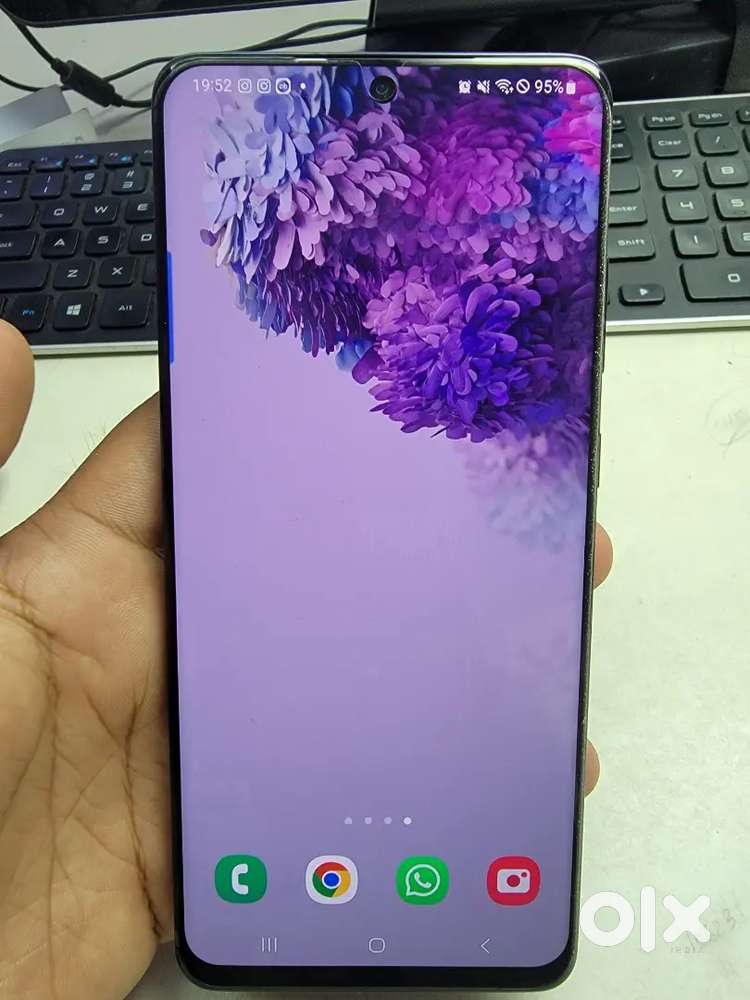 Samsung galaxy s20 ultra 12+256 for sell @ 16000