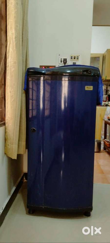 Very nice maintain single door fridge.