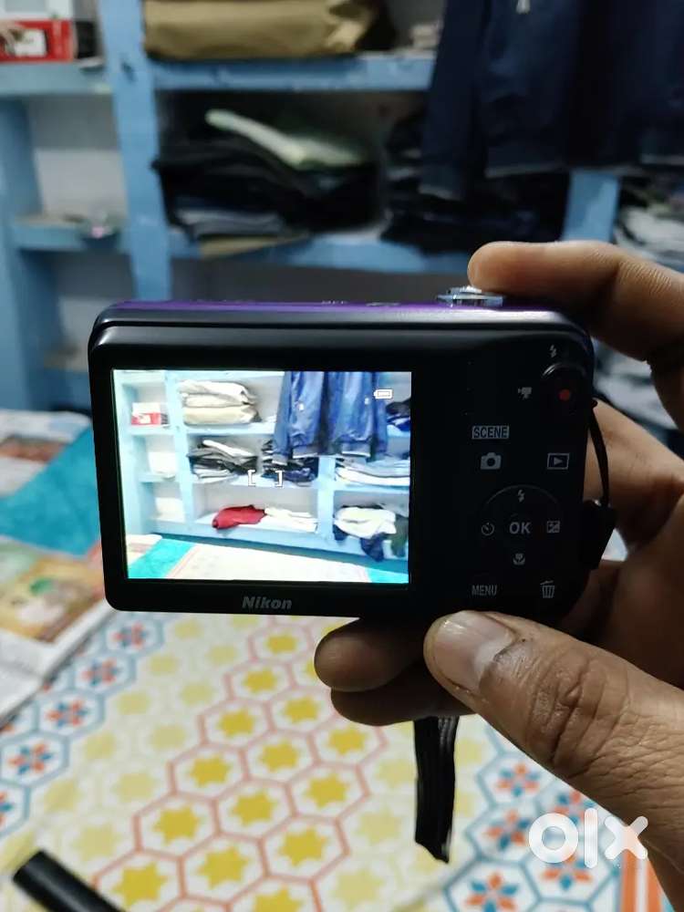 NIKON COOLPIX 16.1 MP