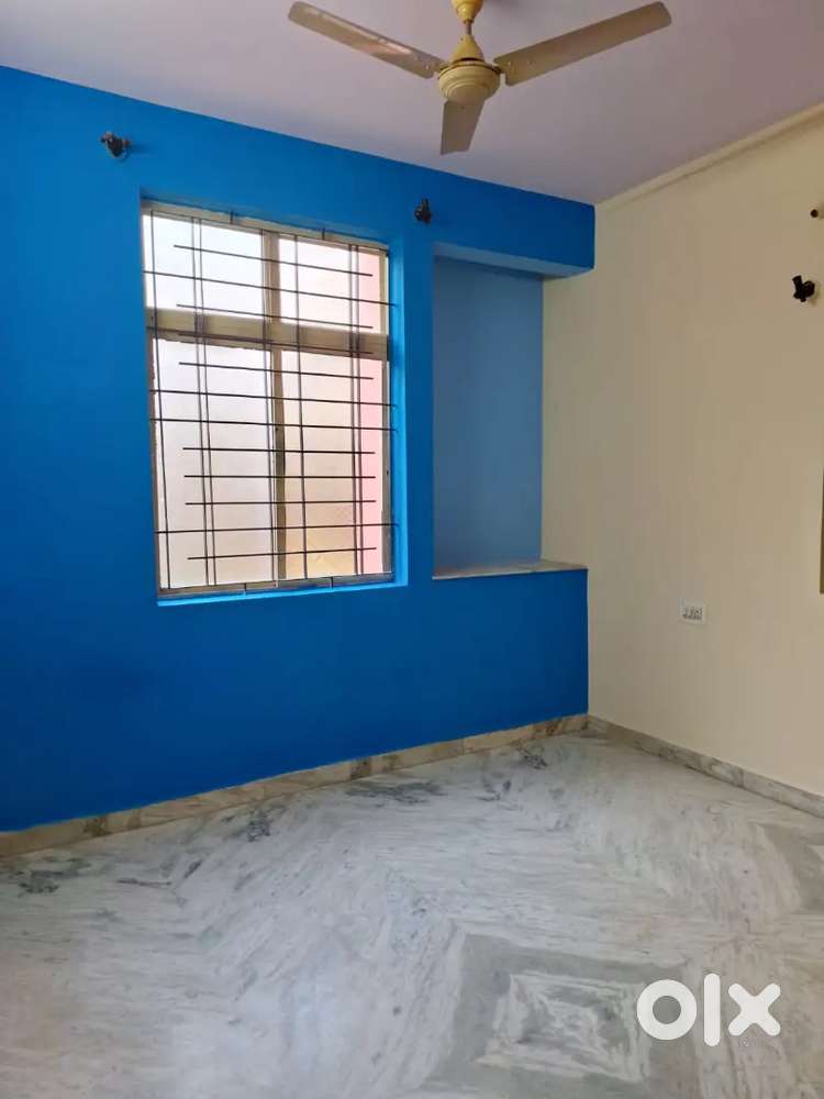 Marble Flooring, 1.5 Lakh Advance