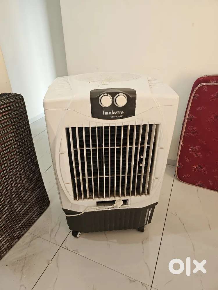 Hindware Snowcrest Cooler 55 L