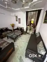 100 gaj 2nd floor with roof right near jeewan park bus stand