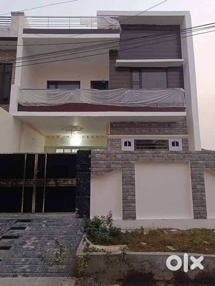 Sale of newly Newly build house in greater kailash Batala