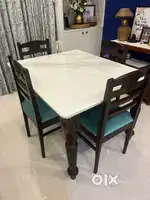 4seater dining table with marble top