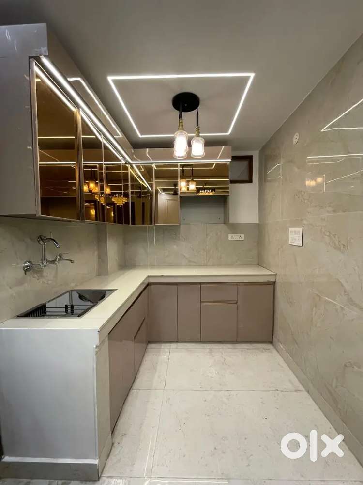 2bhk lift common roof near metro