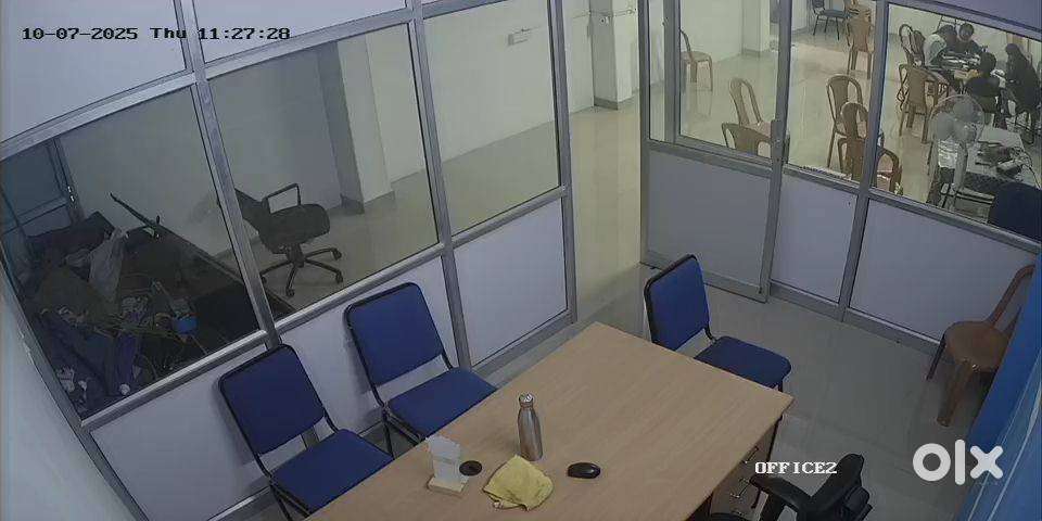USED ALUMINIUM PARTITION AND FURNITURE FOR SALE