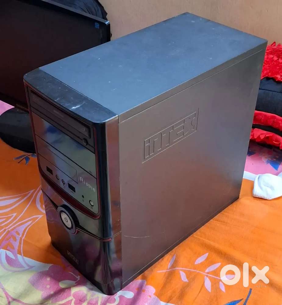 Desktop Intel pantium processor.