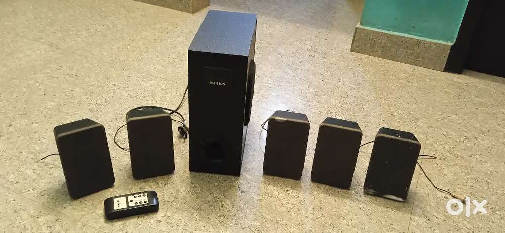 Philips 5.1 speaker with remot, price negotiable