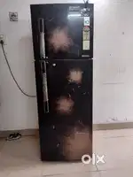 Lg Fridge for sale - 330 ltrs capacity, 4*