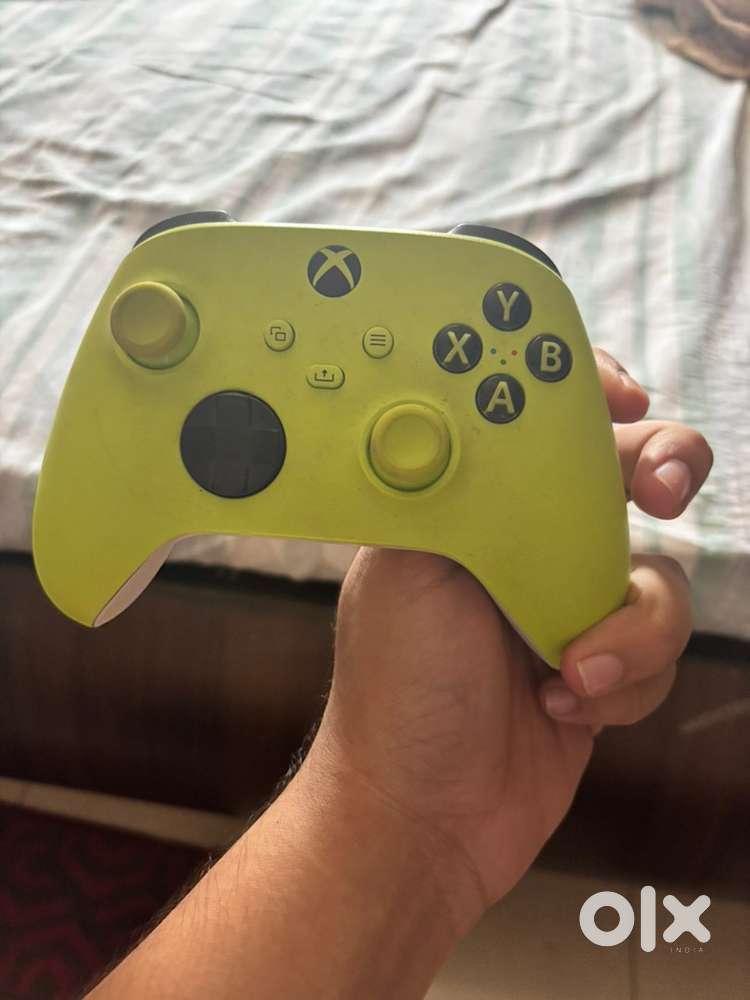 Xbox s/x wireless controller