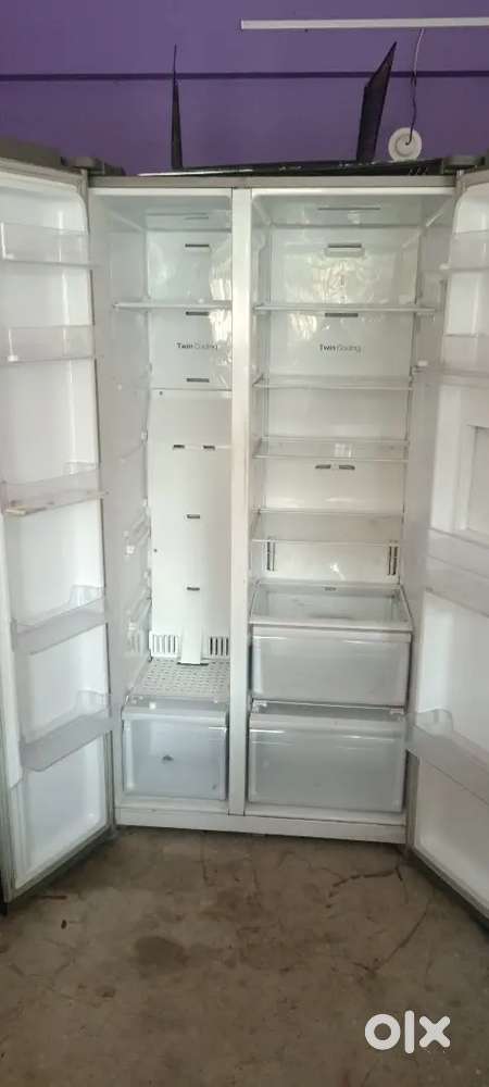 550 litter Samsung side by side refrigerator