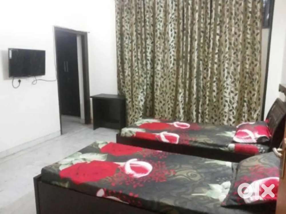 PG Rooms near Metro in Uttam Nagar just for 2500 rupees
