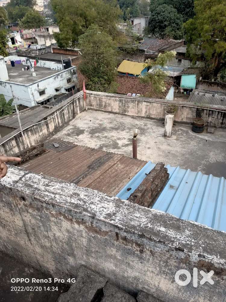 3 floor ragister ghar hain mango ulidih k pass