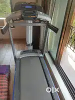 Horizon Adventure 5 Plus Treadmill
