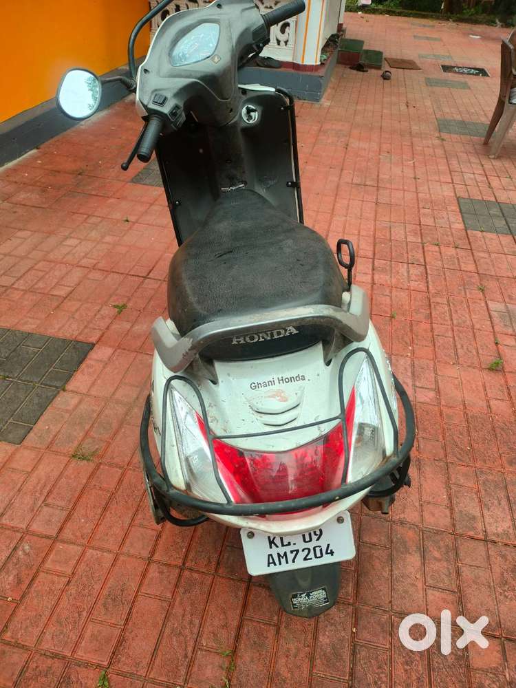 Activa 4G All working good