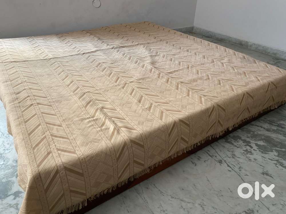 Sheesham double bed with mattress