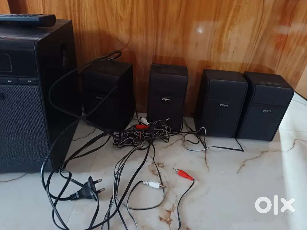 Sound System with 4 Speakers