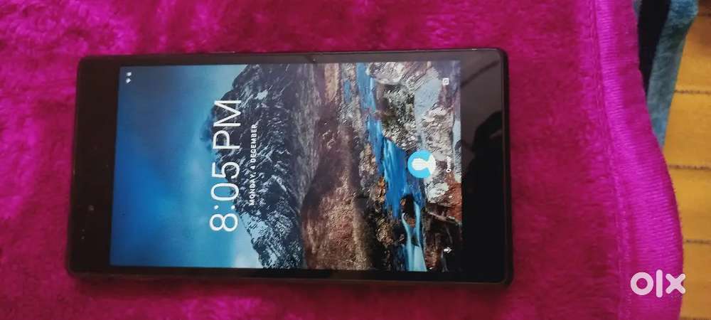 Lenevo tablet 8 inches.