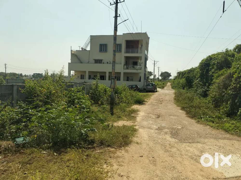 40*60 PARK opposite Site