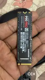 Samsung 990 pro nvme M.2 SSD 4 tb pcle 4.0  7450 MB/S enternal SSD