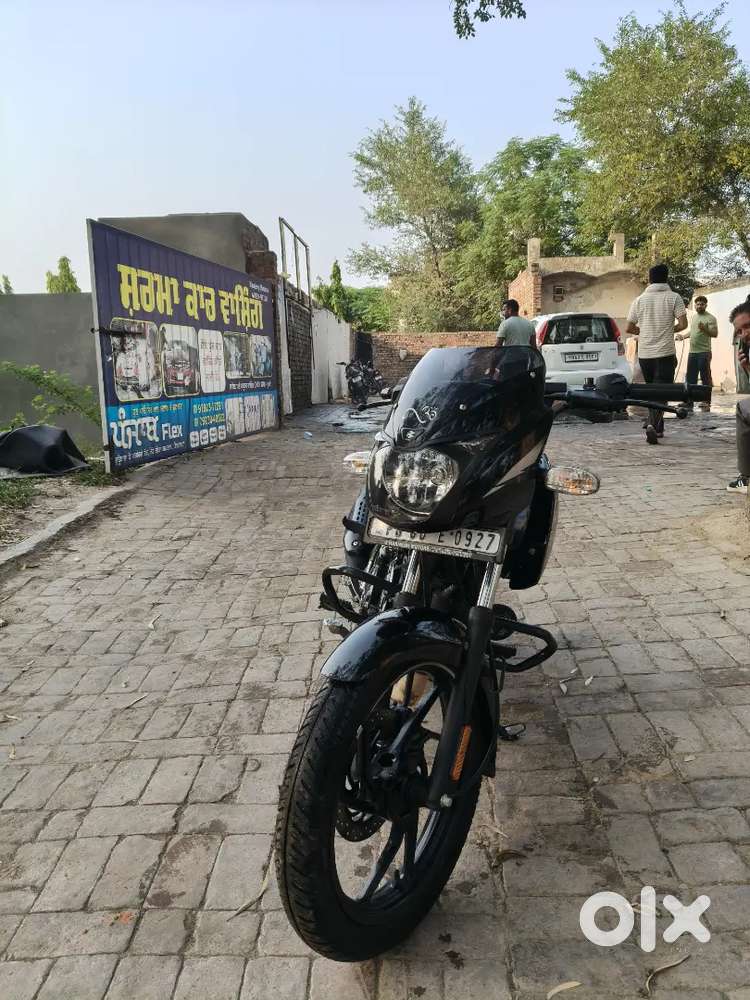 Selling my brand new condition Pulsar 125  
Condition: like new
