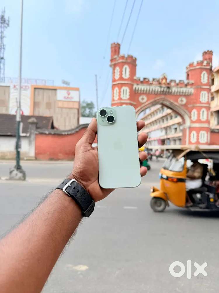 IPHONE 15 256 GB 96 BH GREEN COLOUR WARRANTY REMAINING